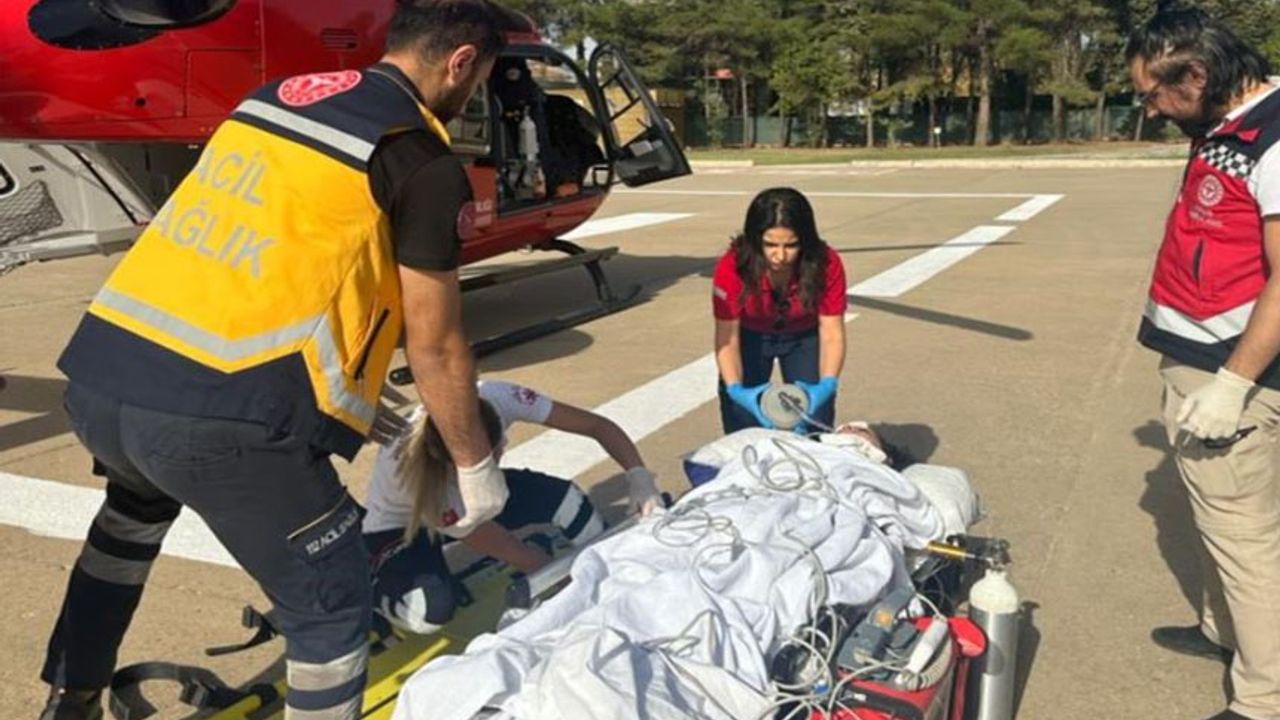 Irak’ta trafik kazası geçiren kadın, ambulans helikopterle Van’a sevk edildi