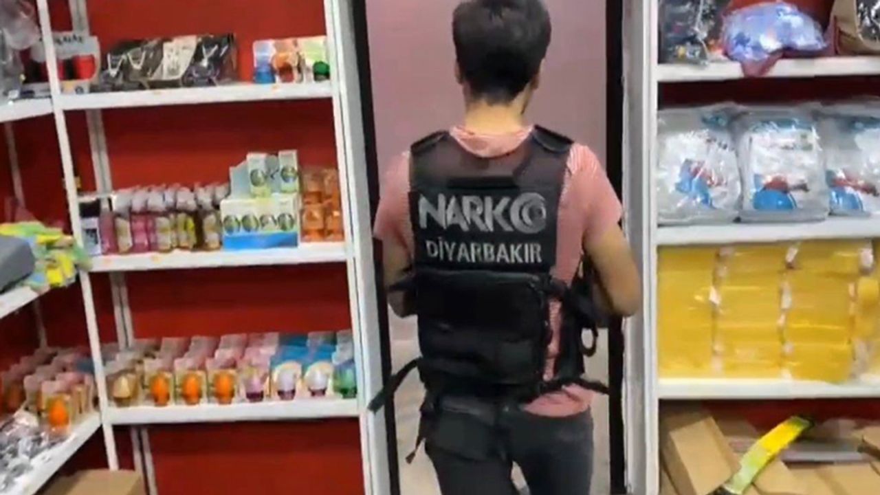 Diyarbakır'da 10 tutuklama
