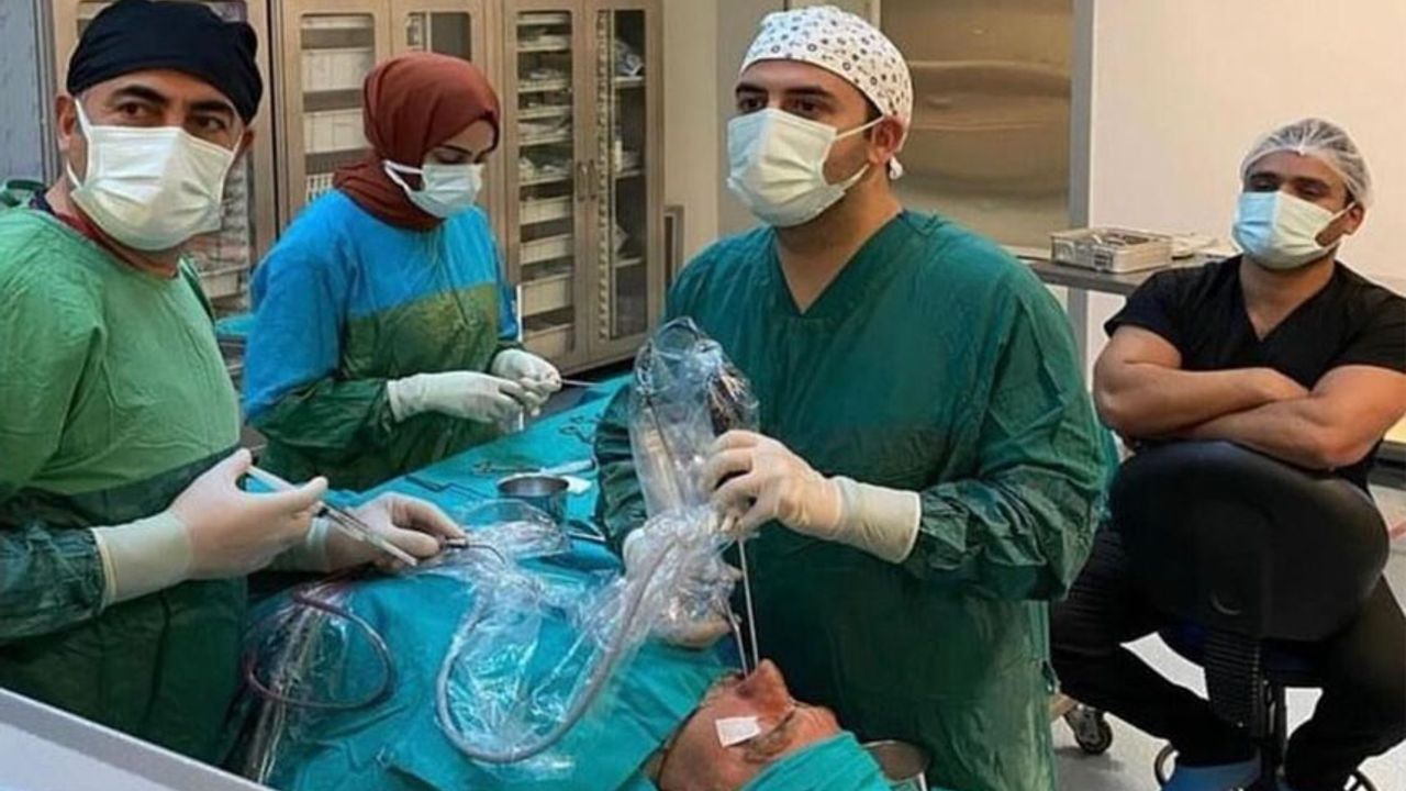 Ahlat Devlet Hastanesi’nde ilk kez endoskopik sinüs ameliyatı yapıldı