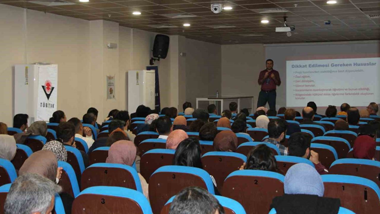 Şırnak’ta 2024 TUBİTAK finalleri proje hazırlama eğitimleri başladı