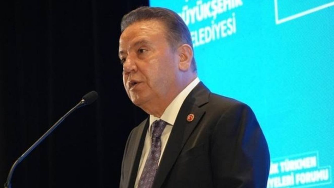 Antalya Büyükşehir Belediye Başkanı Böcek, görevden uzaklaştırıldı!