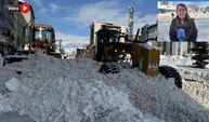 Yüksekova'da Belediye ile Karayolları'ndan Ortak Kar Mesaisi
