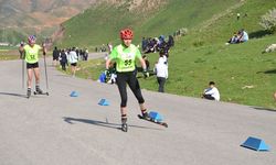 Yüksekova'da tekerlekli kayak Türkiye  şampiyonası sona erdi