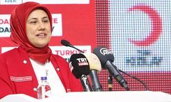 155 kurumda bir ilk; Kızılay Başkanı Fatma Meriç Yılmaz oldu