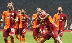 Galatasaray evinde turladı