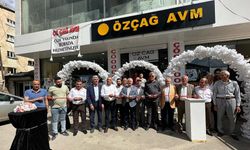 Yüksekova'da Özçağ AVM' isimli iş yeri açıldı