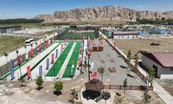 İpekyolu Belediyesinden yeni modern parklar