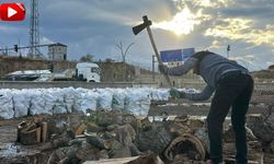 Yüksekova’da oduncuların kış hazırlığı sürüyor