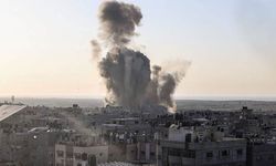 Beklenen kara harekatı başladı! İsrail, Gazze'nin kuzeyine iki taraftan saldırıyor