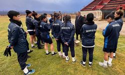 Kadın futbol takımı, Kahramanmaraş deplasmanına hazırlanıyor