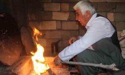 Şırnaklılar bastonları ellerinden düşürmüyor