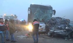 Feci kazada 3 otobüs birbirine girdi, 11 ölü, 57 yaralı