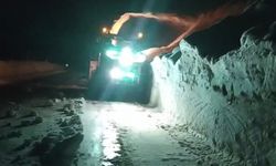Kardan kapanan Yüksekova-Şemdinli yolu yeniden ulaşıma açıldı