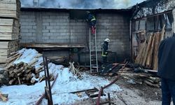 Van’da marangozlar sitesinde iş yeri yangını