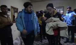 Yüksekova'da Berat bebek, 6 saatlik çalışmayla hastaneye yetiştirildi