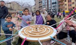 Şemdinli’de Gençlik Merkezi Gönüllüleri’nden örnek davranış