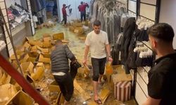 Yüksekova'da Bir Mağaza Sular Altında Kaldı: Maddi Zarar Çok