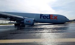 İstanbul Havalimanı'nda korkutan anlar: Uçak gövdesi üstüne iniş yaptı