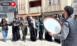 DEM Parti, Yüksekova'da 15 Mayıs Kürt Dil Bayramını kutladı