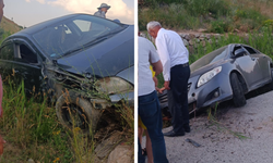 Yüksekova’da kontrolden çıkan araç yol kenarına savruldu: 4 yaralı
