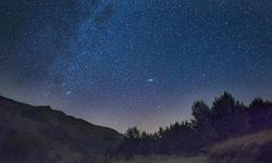 'Perseid meteor yağmuru' gökyüzünde görsel şölen sundu