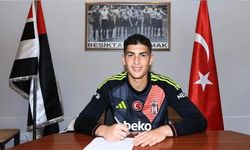 Beşiktaş resmen açıkladı: Mehmet Tuğra Yeşilyurt 17'lik eldiven imzayı attı