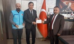 Hakkari Müftülüğü personelleri  nakdi bağışta bulundular