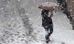 Meteoroloji'den 24 il için sarı ve turuncu kodlu yoğun kar ve yağmur uyarısı