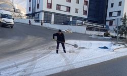 Hakkari Belediyesinden tuzlama çalışması!