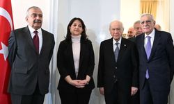 TBMM'DE tarihi anlar: DEM Parti-Bahçeli görüşmesi sona erdi