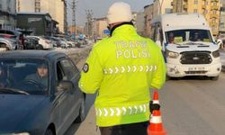 Hakkari’de aynı araca 10 dakika arayla iki farklı park cezası!