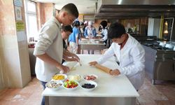 Muş’ta beceri atölyesi açıldı: Öğrenciler mesleklerle tanışıyor