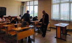Yüksekova’da Ödüllü Kitap Okuma Yarışması Düzenlendi