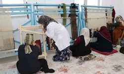 Kilimler kadınların eliyle sonraki nesillere aktarılıyor