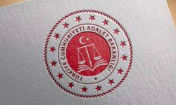 Adalet Bakanlığı'nda "bakan yardımcısı" kaldırıldı