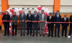 Yüksekova Fen Lisesi öğrencilerinin projeleri göz kamaştırdı