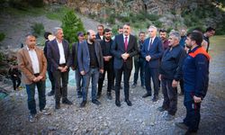 Vali Çelik, Avaşin Deresi’ndeki Arama Çalışmalarını Yerinde İnceledi
