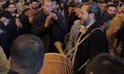 Van Spor’un galibiyeti kentte davul zurna ile kutlandı