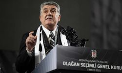Yeniden Beşiktaş Başkanı Seçilen Serdal Adalı mazbatasını aldı