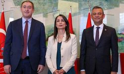 Hatimoğulları ve Bakırhan'dan saldırıya uğrayan Özel'e destek