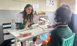 Yüksekova'da köy çocukları sağlık taramasından geçirildi