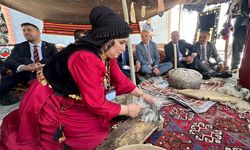 Yüksekova Halk Eğitim Merkezi’nden Yıl Sonu Sergisi