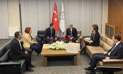 MHP, DEM Parti ile bayramlaştı