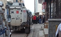 Yüksekova’da Bıçaklı Kavga: 2 Kişi Yaralandı