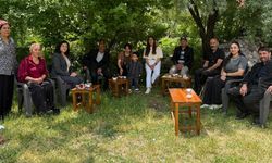 Hakkâri Milletvekilleri Bayramda Vatandaşlarla Buluştu
