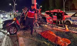 Van’da otomobil direğe çarptı:1 kişi hayatını kaybetti