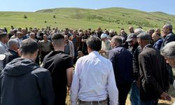 Saygı, gözyaşları içinde toprağa verildi