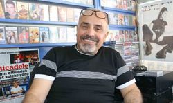 20 metrekarelik dükkanına binlerce kaset sığdırdı: Yarım asrı aşkın süredir nostalji ile yaşıyor