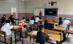 Yüksekova’da Yaklaşık 2 Bin Öğrenci LGS Heyecanı Yaşadı