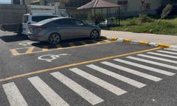 Yüksekova Hastanesi Otoparkı Çizgilerle Düzenlendi